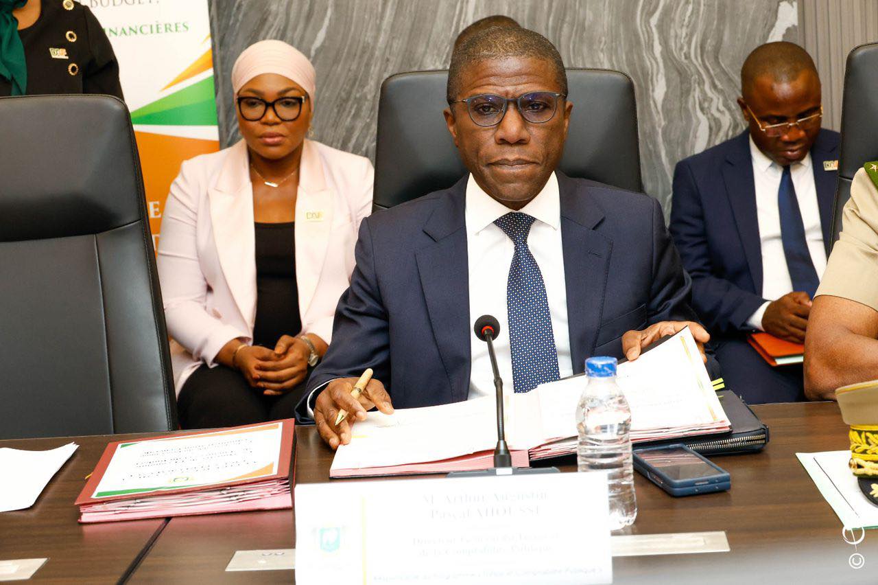 signature des Lettres d’Engagement sur la Performance MINISTRE/Responsables des Programmes